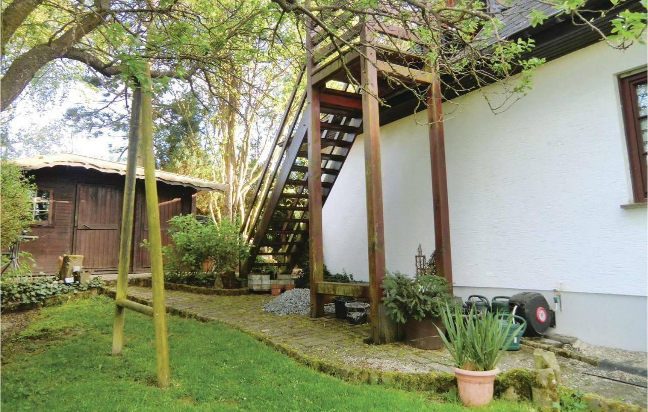 1 Bedroom Beautiful Apartment In Schoenecken Wetteldorf Exterior foto